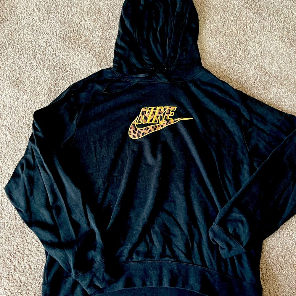 Nike Women’s Hoodie- Cheetah Logo